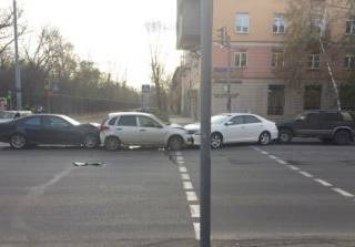 Массовое столкновение автомобилей произошло в Усть-Каменогорске