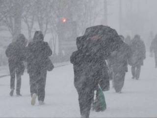 Жителей Усть-Каменогорска предупреждают о приближающемся шторме