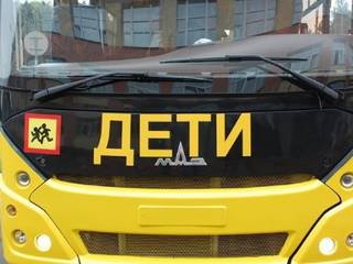 В Астане в ДТП попал микроавтобус со школьниками