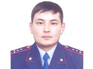 В Талдыкоргане полицейский погиб, защищая женщину от пьяного хулигана
