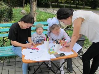В парке Жамбыла прошли творческие мастерские, посвященные Дню семьи