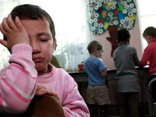 Родительский шлепок предлагают приравнять к насилию над детьми в Казахстане