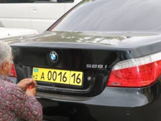 В ВКО более 90 транспортных средств из Армении поставили на казахстанский учет