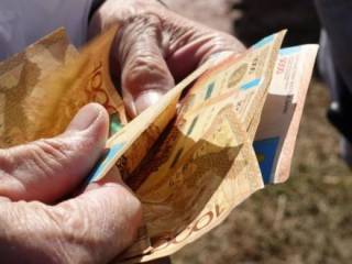Средний размер пенсий в Казахстане составляет менее 100 000 тенге
