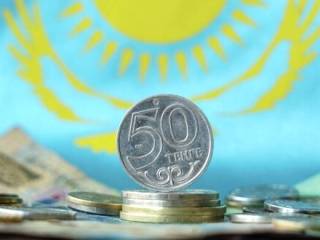 Бюджетников заставляют пополнять фонд «Народу Казахстана»