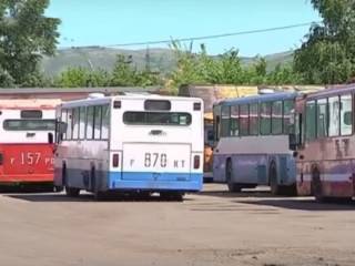 В Усть-Каменогорске некому водить автобусы
