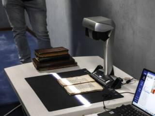 Сканер для 600-летней книги: в Усть-Каменогорске создан цифровой музей Исламской культуры