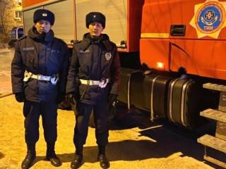 В Петропавловске гвардеец в одиночку эвакуировал 30 человек и спас 86-летнюю женщину от пожара