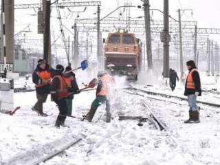 Как казахстанские железнодорожники держат удар снежной стихии