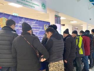 «Бардак»: казахстанцы получают отказы в легализации иностранных авто