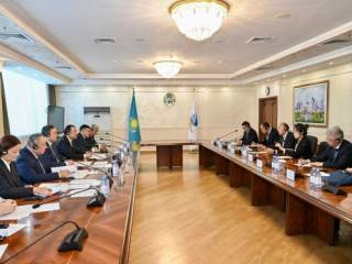 Синхронное развитие транспортной инфраструктуры Казахстана и Китая обсудили в Астане
