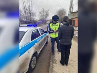 10 МРП заплатят казахстанские водители, если не пропустят пешехода через «зебру»