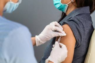ВКО держит первое место в стране по вакцинации