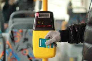 В Усть-Каменогорске внедрят электронные билеты на автобусы