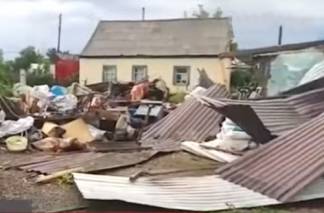 В ВКО сельчане уже месяц доказывают, что их дома разрушил ураган