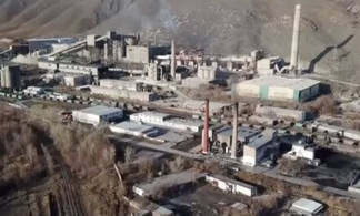 Цементный завод массово увольняет рабочих в ВКО