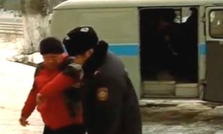 Полицейские Усть-Каменогорска развозят пьяных жителей по домам