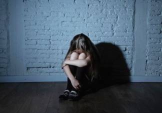 Павлодарец насиловал свою дочь и заразил её венерическим заболеванием