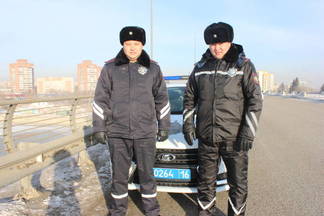 В Усть–Каменогорске сотрудники полиции предотвратили трагедию