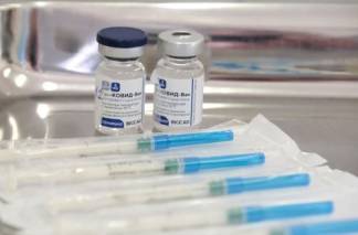 Казахстанскую вакцину хотят испытать на детях и беременных