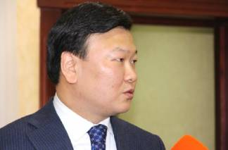 Стал известен размер зарплаты министра здравоохранения Казахстана