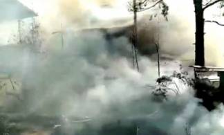 На территории Бухтарминского водохранилища сгорели два частных коттеджа
