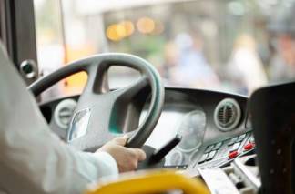 Водитель маршрутного автобуса в Усть-Каменогорске ездил без прав
