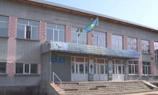 В Усть-Каменогорске в одной из школ пришлось экстренно эвакуировать 700 учеников