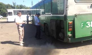 Каждый третий автобус в Усть-Каменогорске загрязняет воздух больше, чем допустимо нормами
