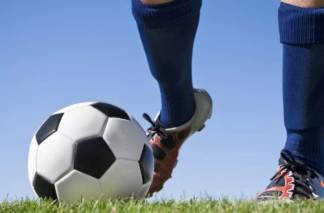 Депутаты мажилиса предложили приватизировать все футбольные клубы