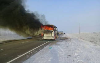 В МВД озвучили предварительную версию пожара в автобусе, который унес жизни 52 человек