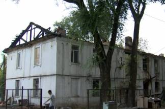 В Алматы 14 семей остались без крыши над головой