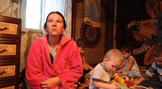 Россиянка подарила дом многодетной семье из Уральска