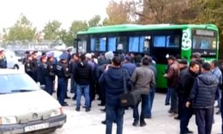 50 шымкентских автобусов полдня простаивали из-за скандала