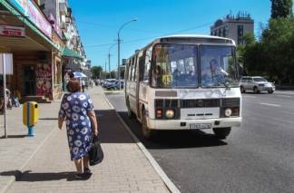Автобусы и трамваи будут ходить по выходным в Усть-Каменогорске