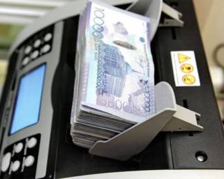 В каких банках Казахстана самые высокие зарплаты