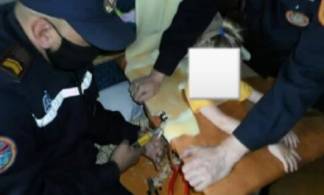 Трехлетний ребенок застрял в массажной кушетке в ВКО