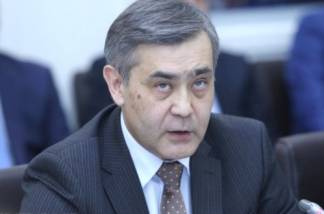 Глава Минобороны Казахстана планирует подать в отставку