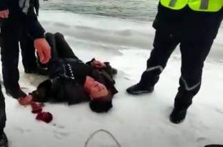 В Иртыш прыгнул житель Усть-Каменогорска, чтобы спасти тонущую женщину