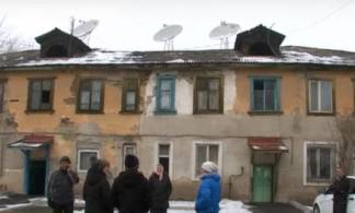 Жильцы двух домов говорят об их сносе, чиновники – о ремонте