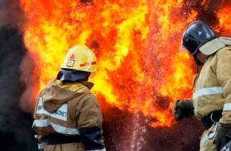 «Зарплата несравнима с жизнью и гибелью людей», - казахстанские пожарные жалуются на условия работы