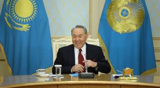 Видео: Нурсултан Назарбаев рассказал анекдот о женщинах