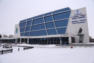 Две иномарки столкнулись у «Дворца спорта» в Усть-Каменогорске