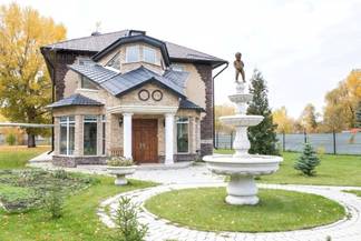 Хозяева элитной недвижимости в Усть-Каменогорске отказываются снижать цену на жилье за сотни тысяч долларов