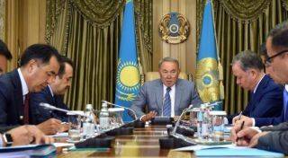 Назарбаев заявил о необходимости всеобщей экономии средств