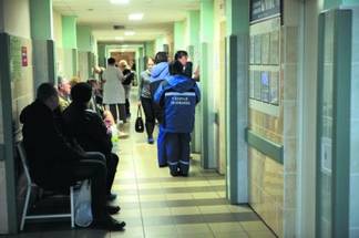 В больнице Усть-Каменогорска у пациента украли куртку